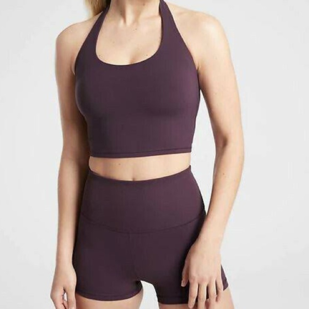 athleta D-DD halter crop in agate purple
